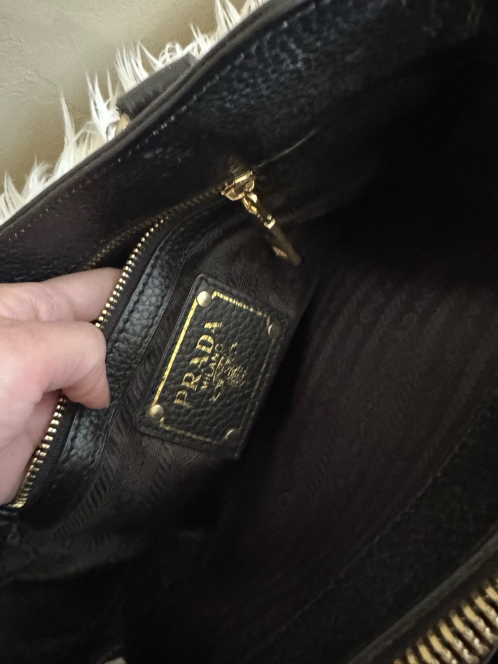 PRADA Black Leather bag - Picture 6 of 12